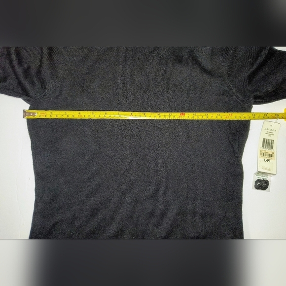 Ralph Lauren Black Jewel Embellished Short Sleeve Cashmere/Silk Sweater PL NWT - Picture 5 of 10